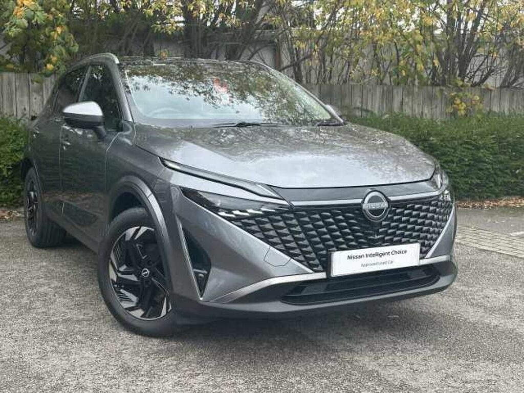 Nissan Qashqai 1.3 Dig-t Mh 158 N-connecta Xtronic Grey