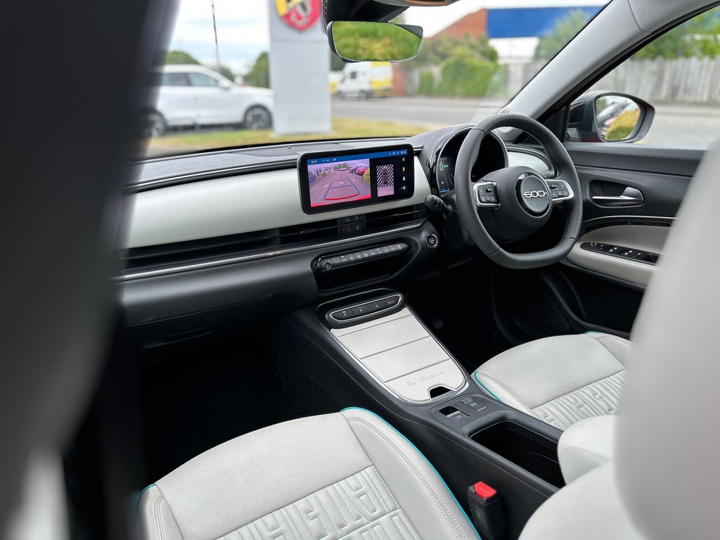 Fiat 600e 54Kwh La Prima Suv 156 Ps NX24HDC Orange #2