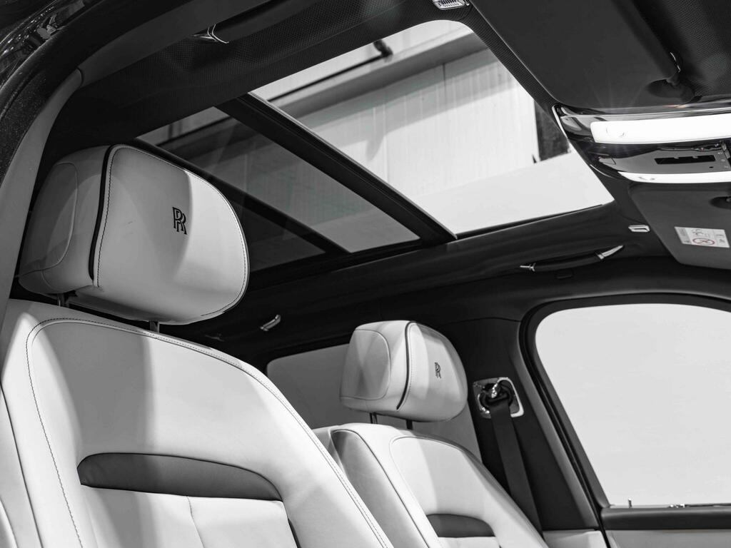 Rolls-Royce Cullinan Cullinan V12 Black #3