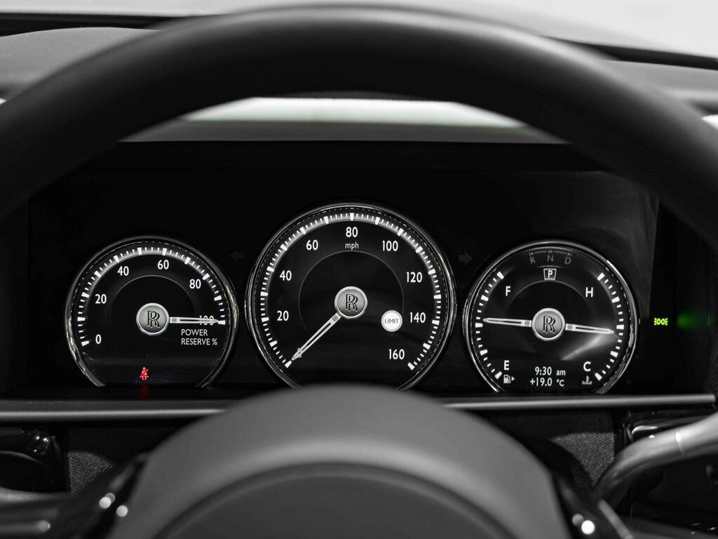 Rolls-Royce Cullinan Cullinan V12 Black #21