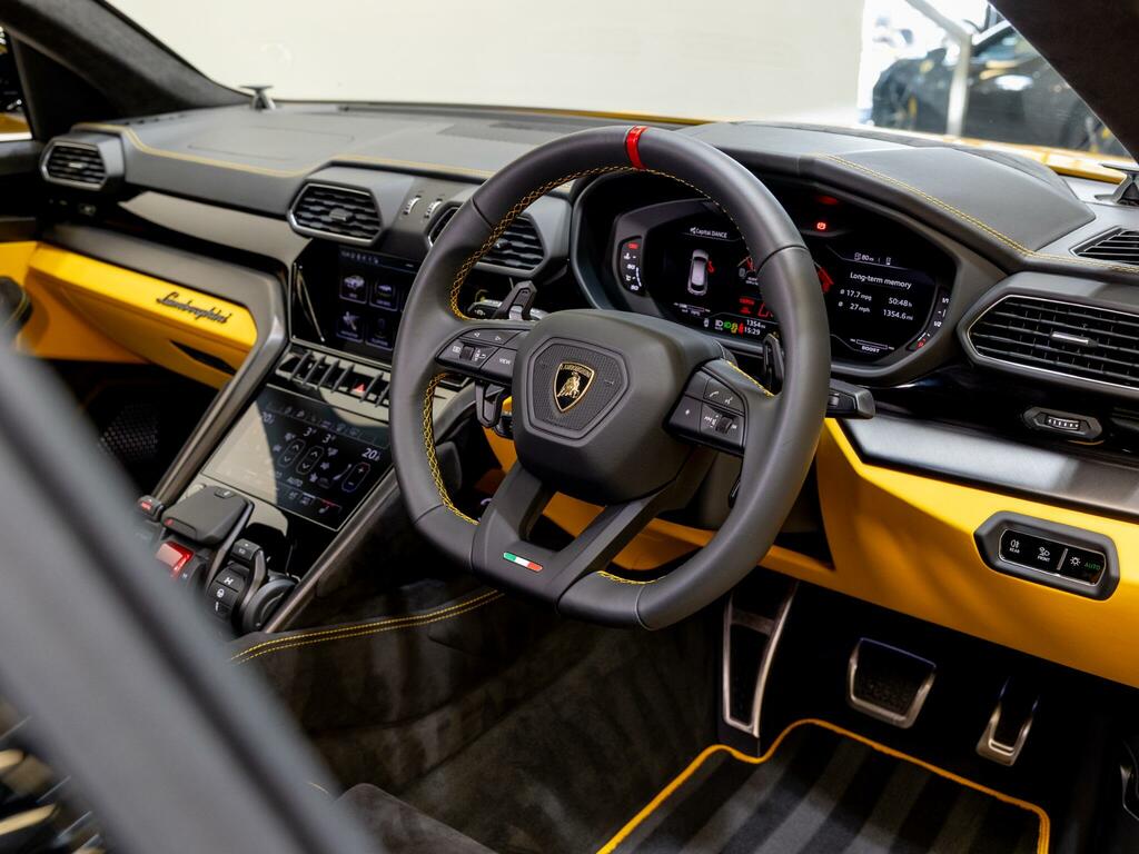 Lamborghini Urus S #7