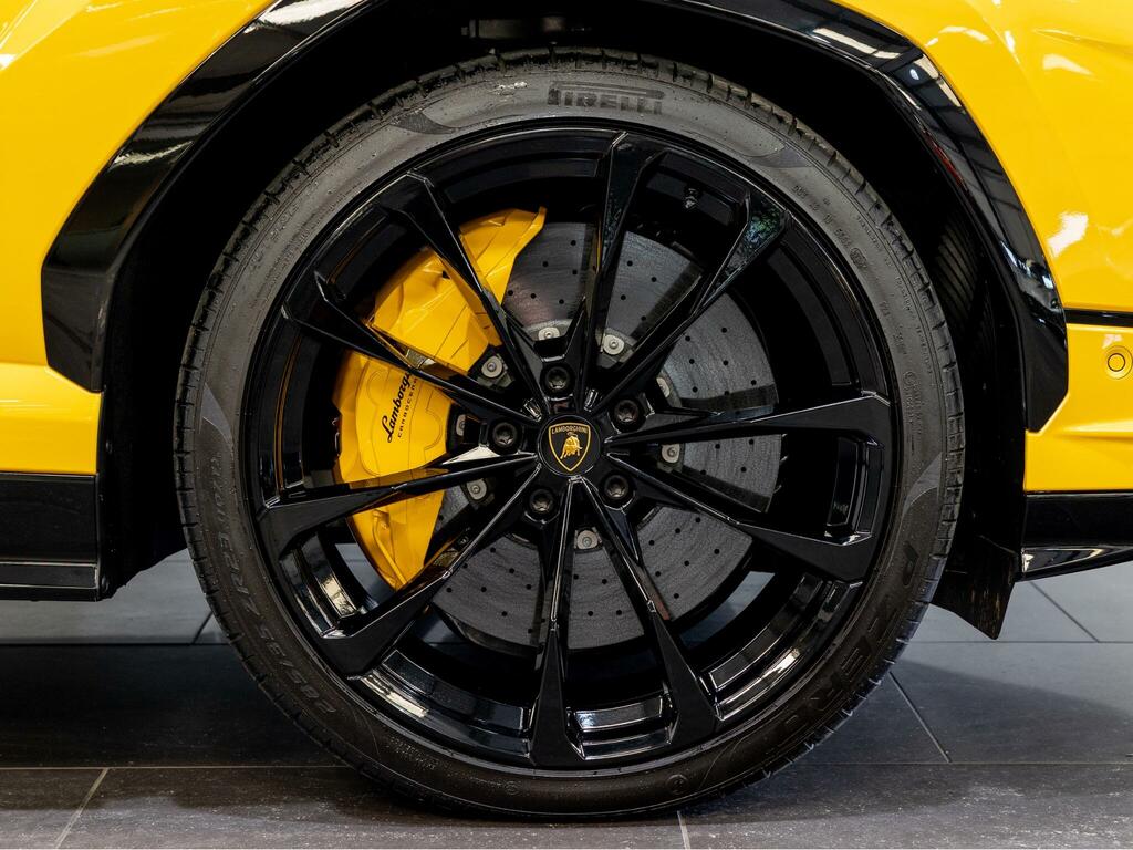 Lamborghini Urus S #4
