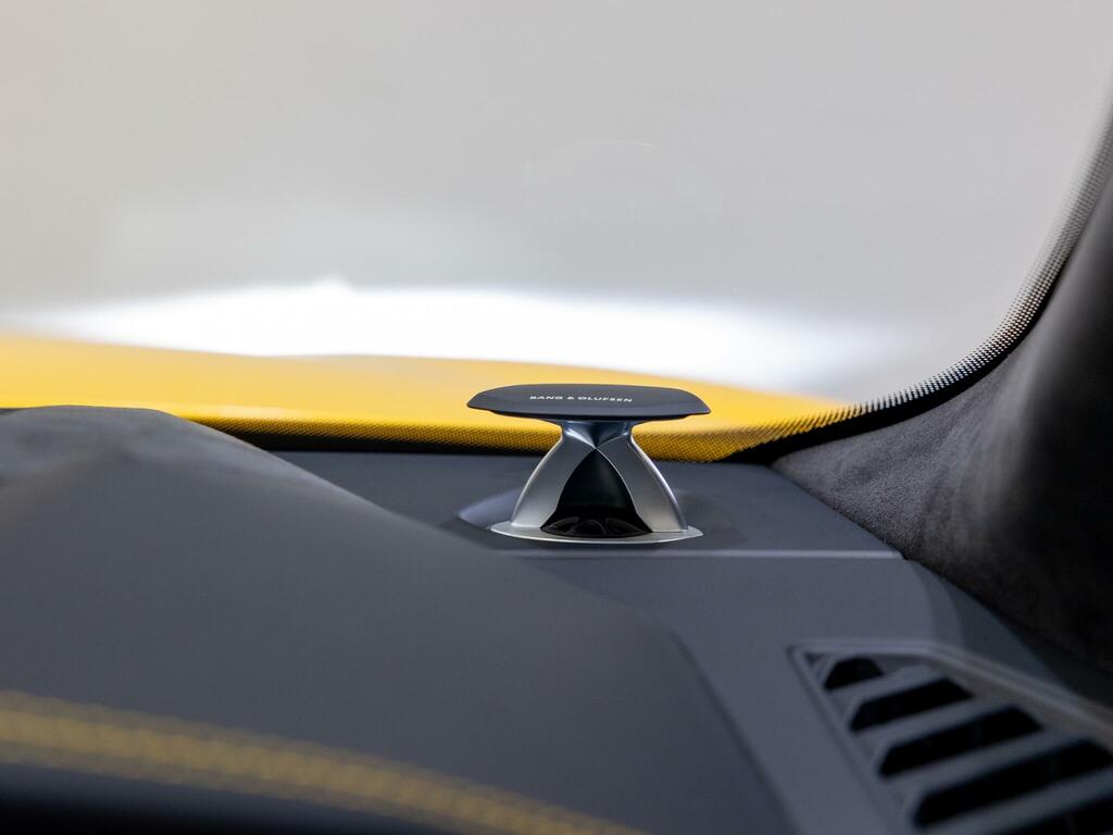 Lamborghini Urus S #15