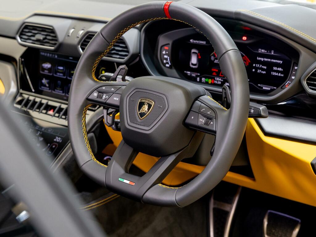 Lamborghini Urus S #8