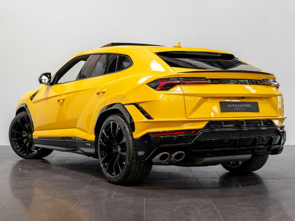 Lamborghini Urus S #35