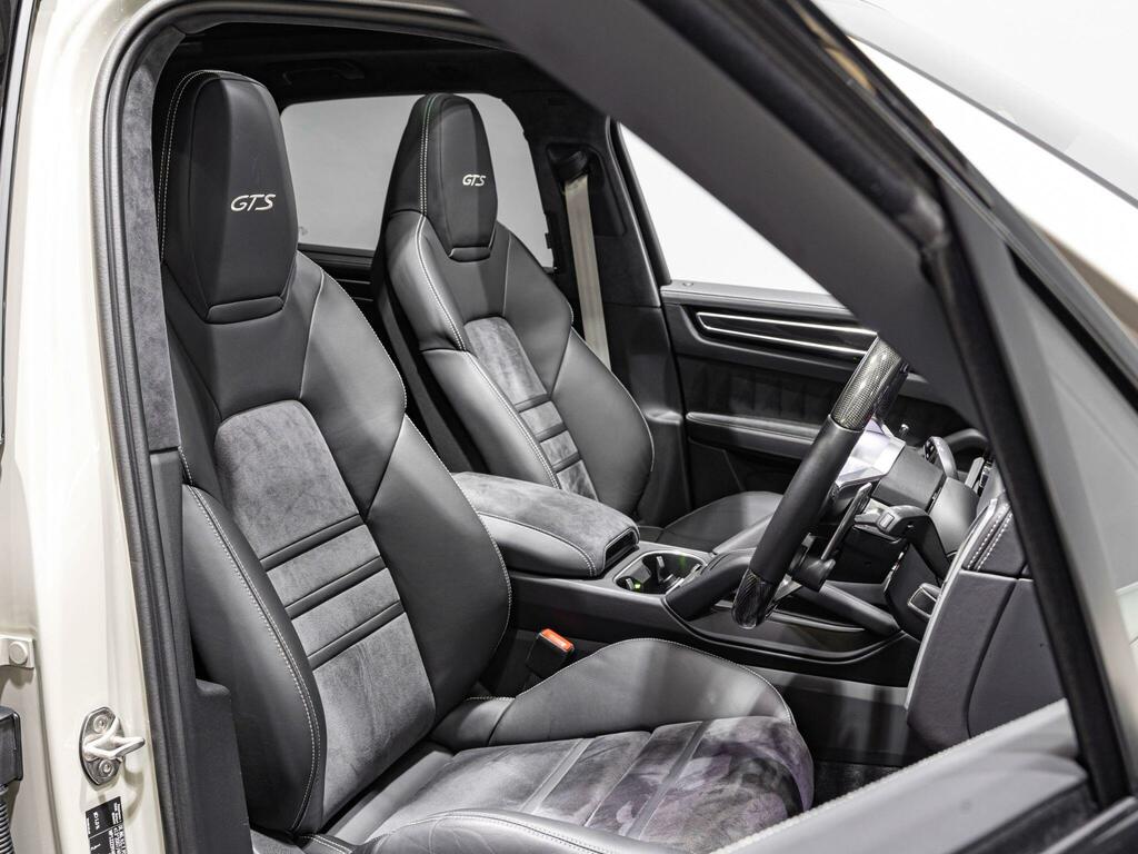 Porsche Cayenne 3.0 V6 E-hybrid 17.9Kwh Platinum Edition Tiptronic Grey #2