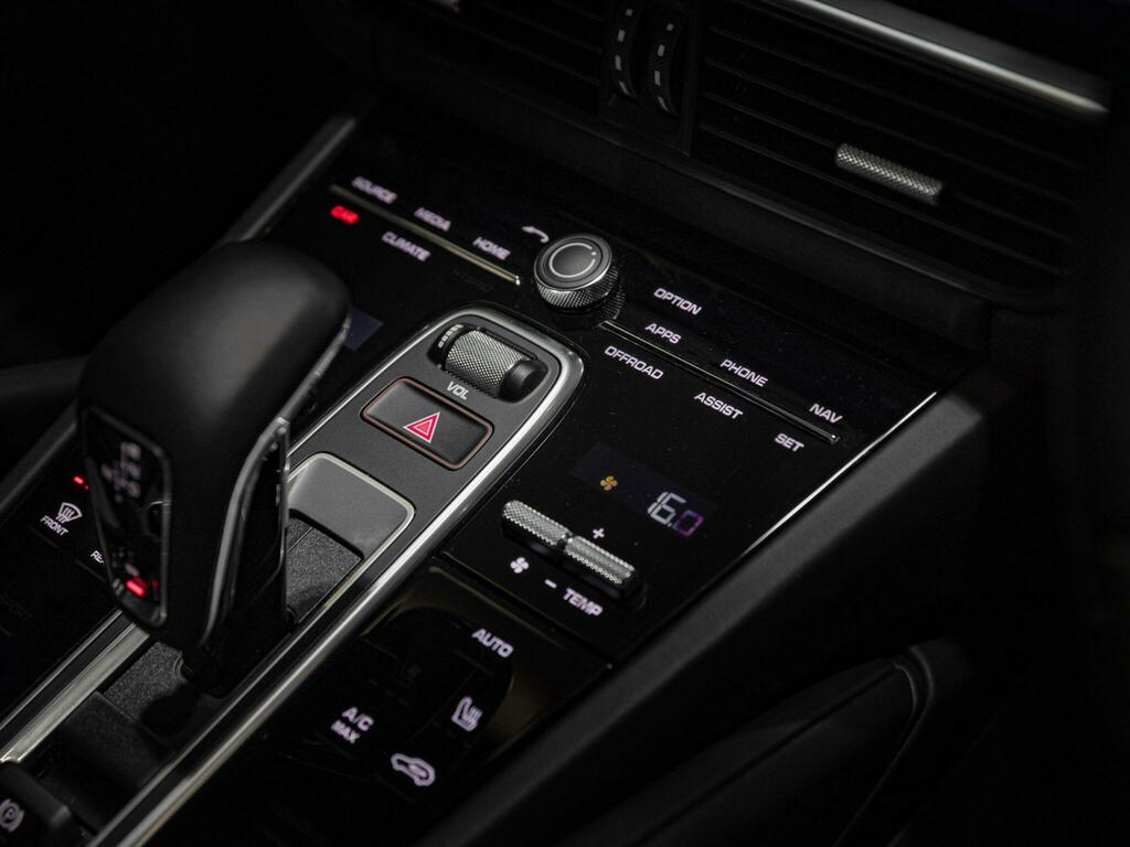 Porsche Cayenne 3.0 V6 E-hybrid 17.9Kwh Platinum Edition Tiptronic Grey #22
