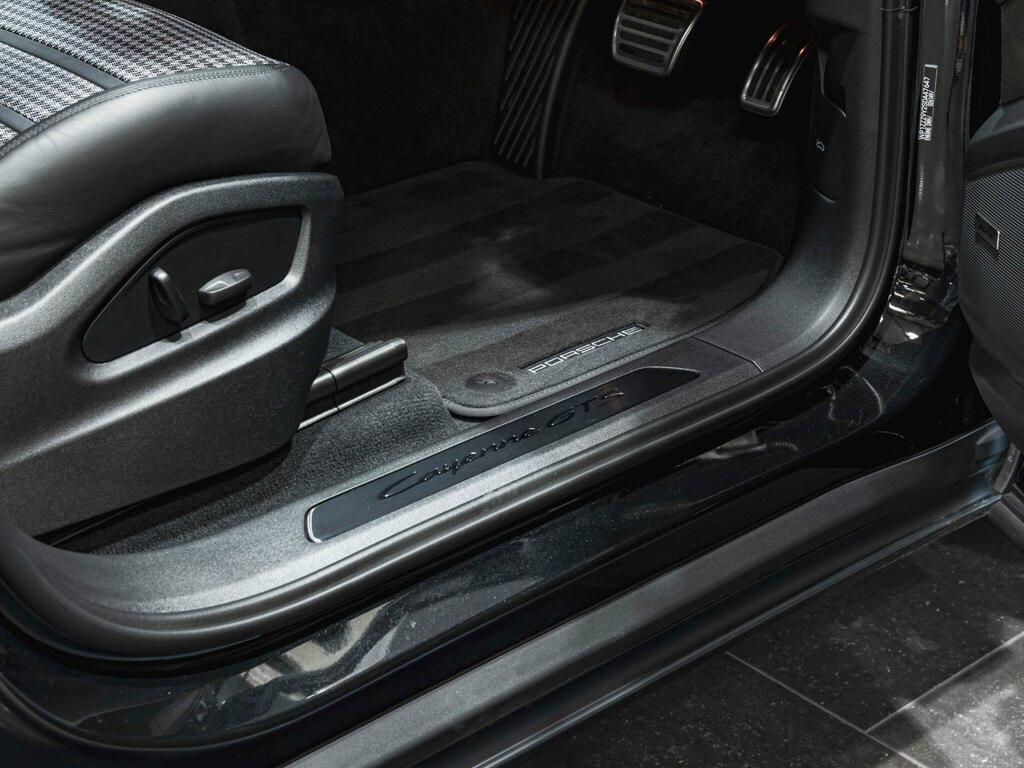 Porsche Cayenne V6 E-hybrid 25.9Kwh Tiptronics Euro 6 Red #25