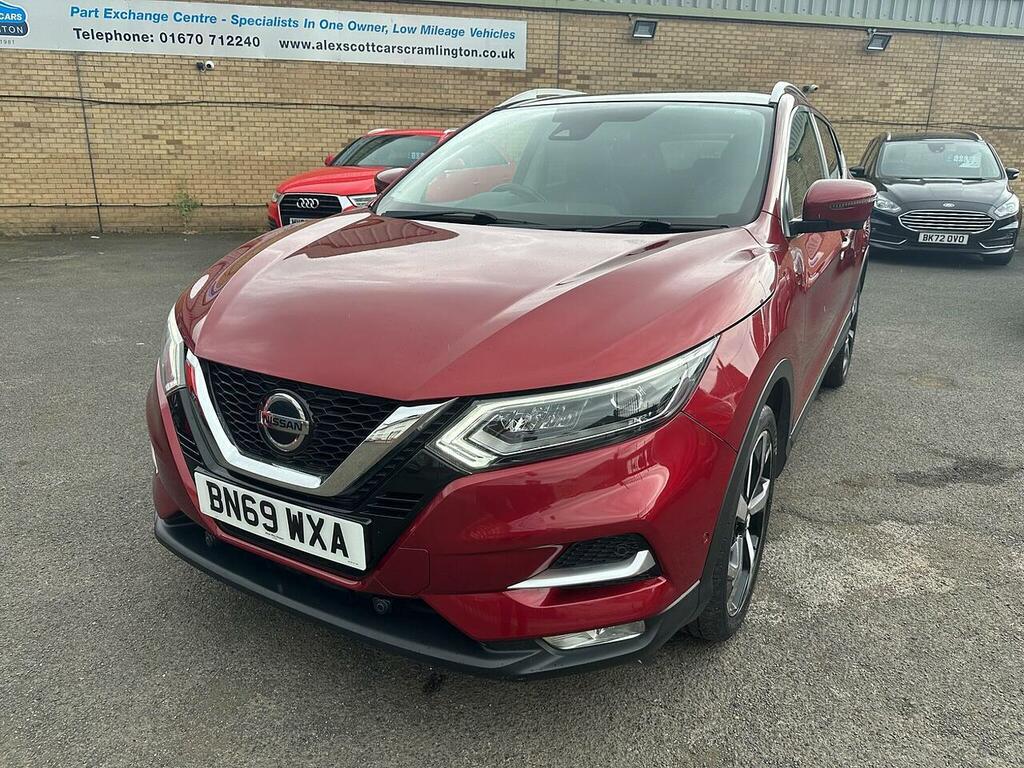Nissan Qashqai 1.3 Dig-t Tekna Euro 6 Ss BN69WXA Red #4