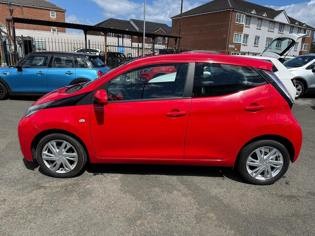 Toyota Aygo 1.0 Vvt-i X-pression Euro 6 Red #5