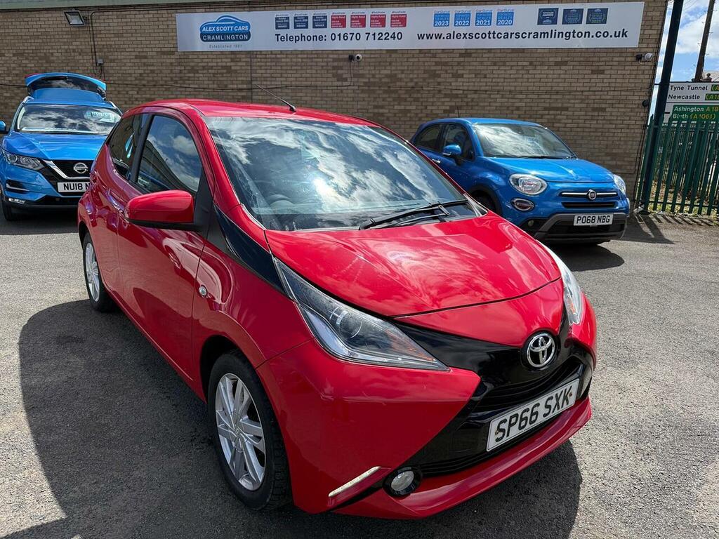 Toyota Aygo 1.0 Vvt-i X-pression Euro 6 Red