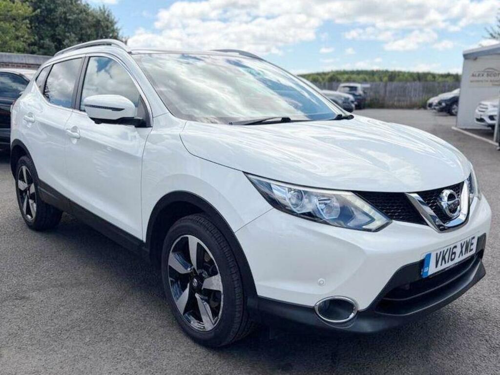 Nissan Qashqai 1.6 Dci N-connecta Suv 2Wd Euro White #3