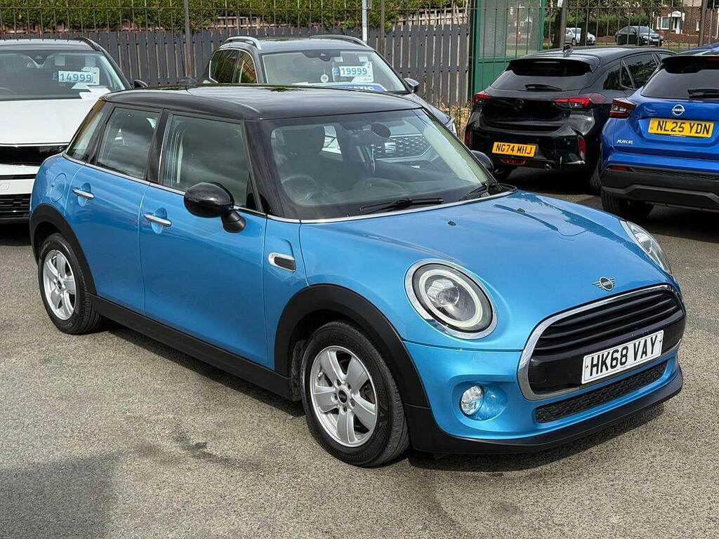Mini Hatch Cooper Classic Hatchback 1.5 Blue
