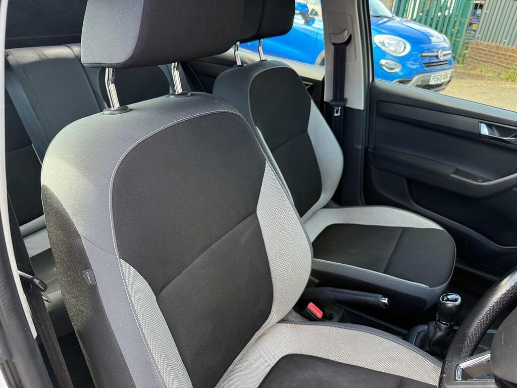 Skoda Fabia 1.2 Tsi 110 Bhp Se L Ss Dsg 5-Dr Estate White #10