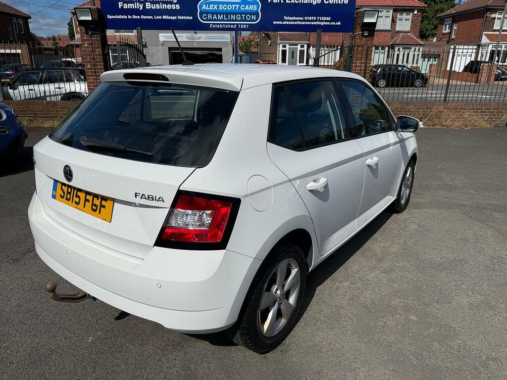 Skoda Fabia 1.2 Tsi 110 Bhp Se L Ss Dsg 5-Dr Estate White #8