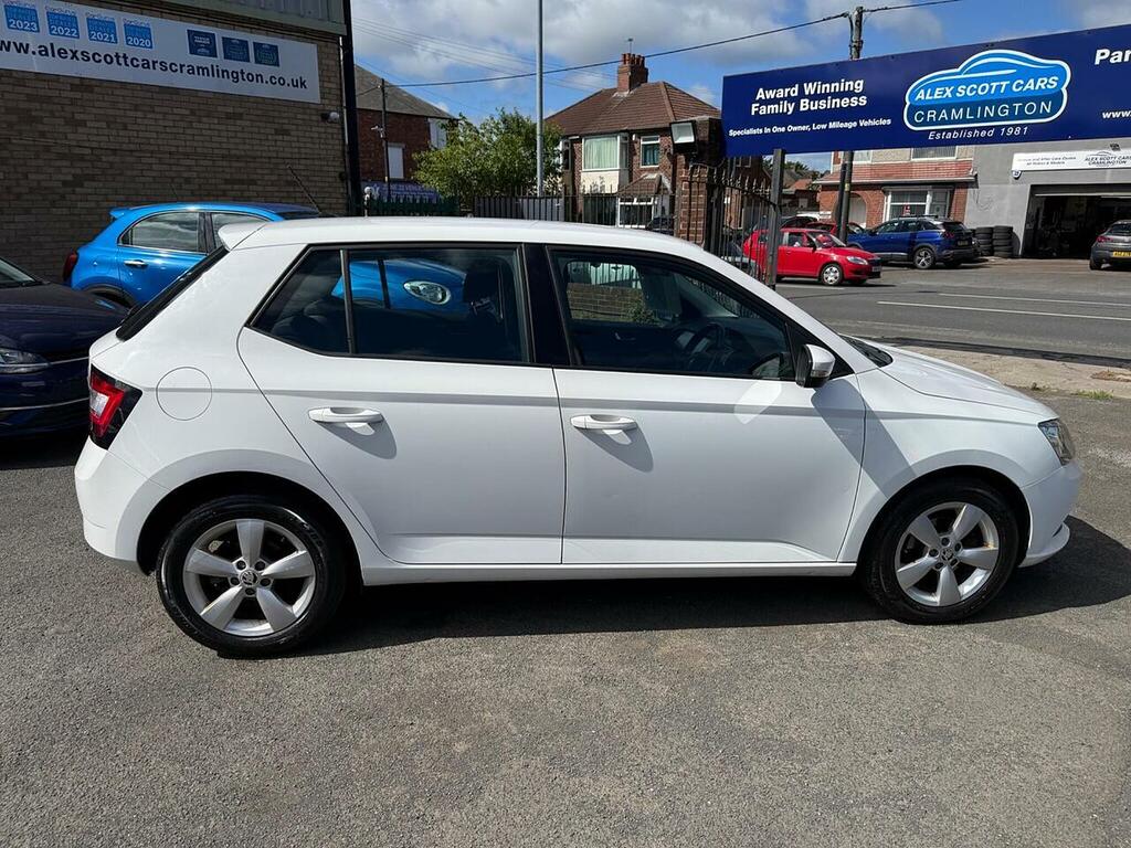 Skoda Fabia 1.2 Tsi 110 Bhp Se L Ss Dsg 5-Dr Estate White #7