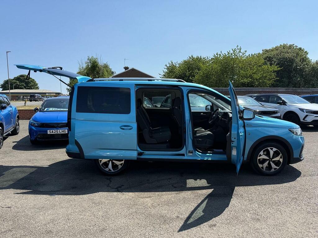 Ford Grand Tourneo Connect 2.0 Ecoblue Active Dct Euro 6 Ss Blue #6