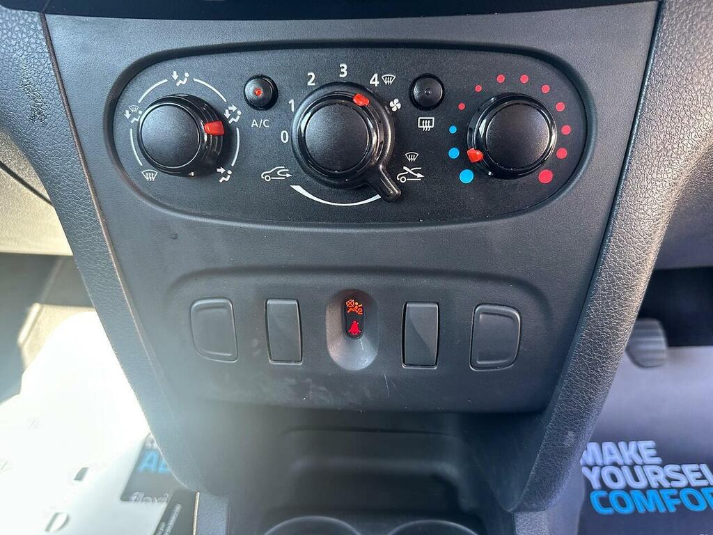 Dacia Sandero 0.9 Tce Comfort Hatchback Euro 6 White #25