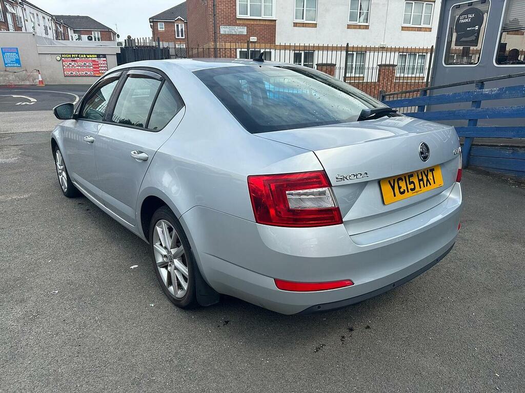 Skoda Octavia 2.0 Tdi Elegance Hatchback Dsg Euro 5 Silver #4
