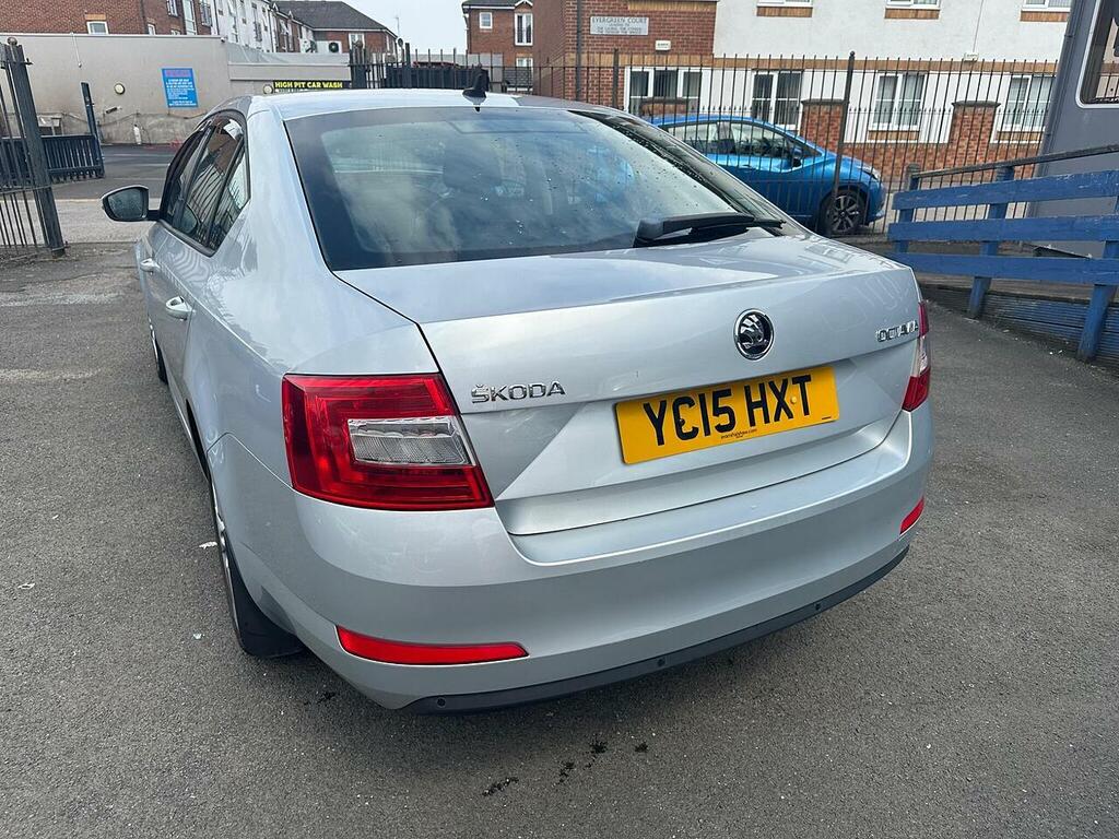 Skoda Octavia 2.0 Tdi Elegance Hatchback Dsg Euro 5 Silver #5