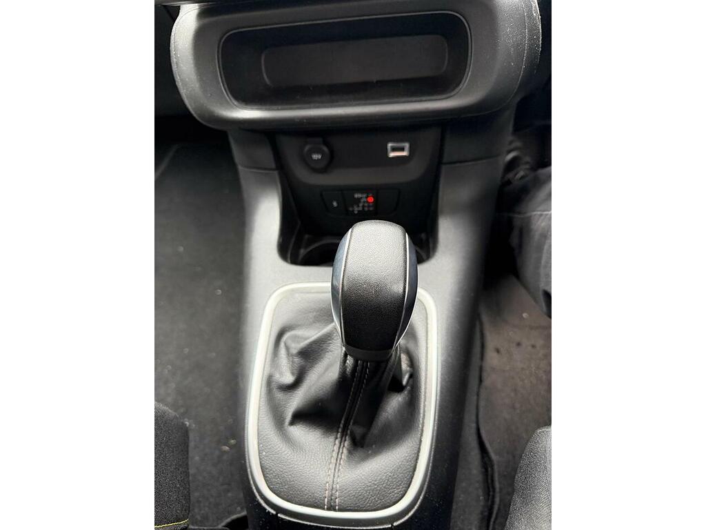 Citroen C3 1.2 Puretech Flair 82 Bhp White #16