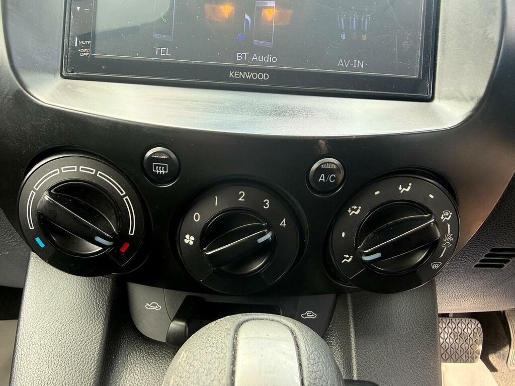 Mazda 2 1.3 Sport Venture Edition Only 11800 Miles Red #11