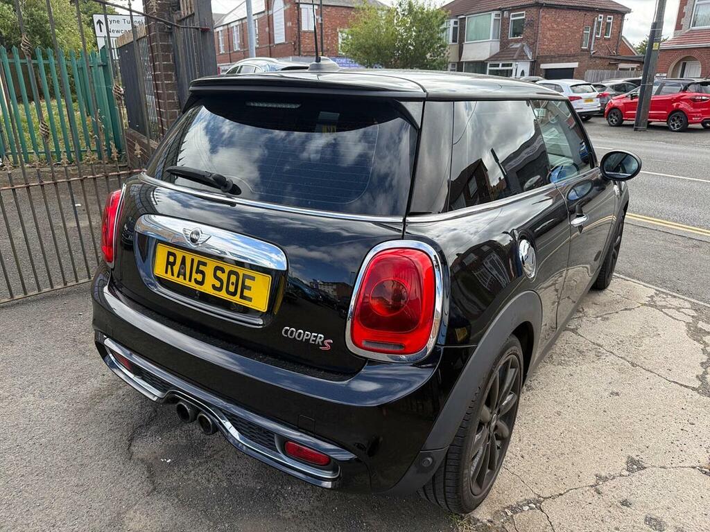 Mini Hatch 1.6 Cooper Sport, 3Dr, 184 Bhp. White #8