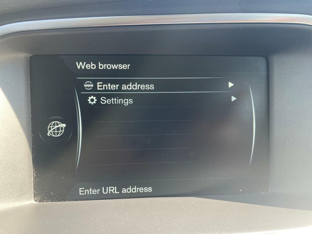 Volvo V40 2.0 D4 Se Nav Geartronic Euro 6 Ss Red #39