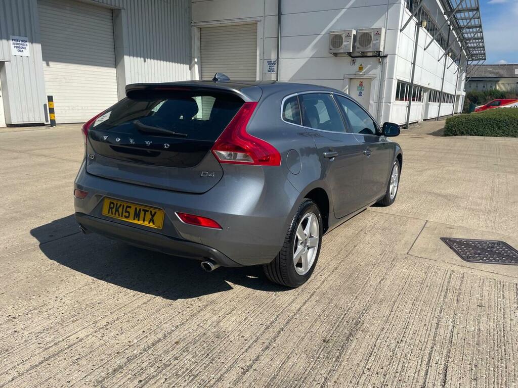 Volvo V40 2.0 D4 Se Nav Geartronic Euro 6 Ss Red #16