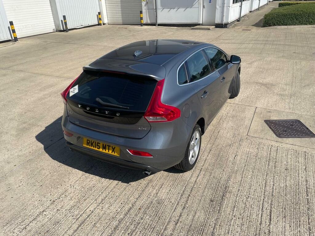 Volvo V40 2.0 D4 Se Nav Geartronic Euro 6 Ss Red #17