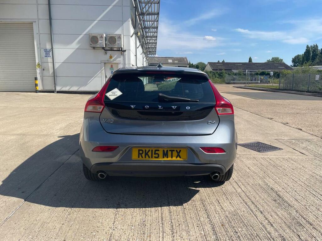 Volvo V40 2.0 D4 Se Nav Geartronic Euro 6 Ss Red #14