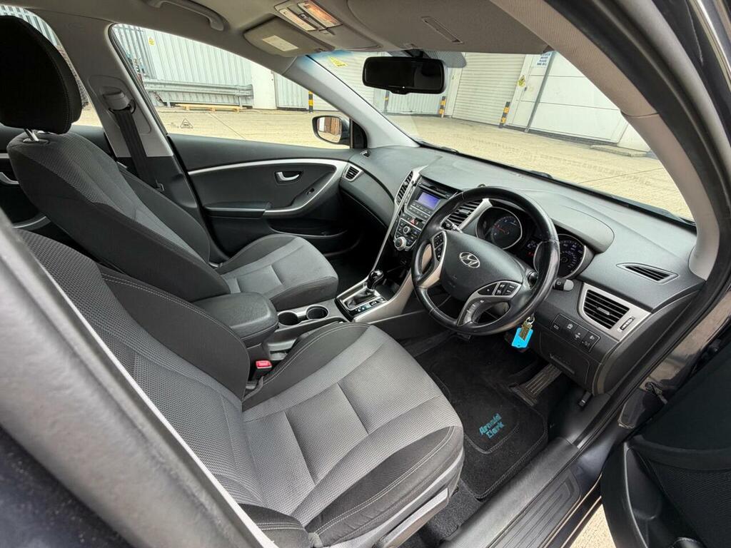 Hyundai I30 1.6 Crdi Blue Drive Premium Tourer Euro 6 Ss Blue #37