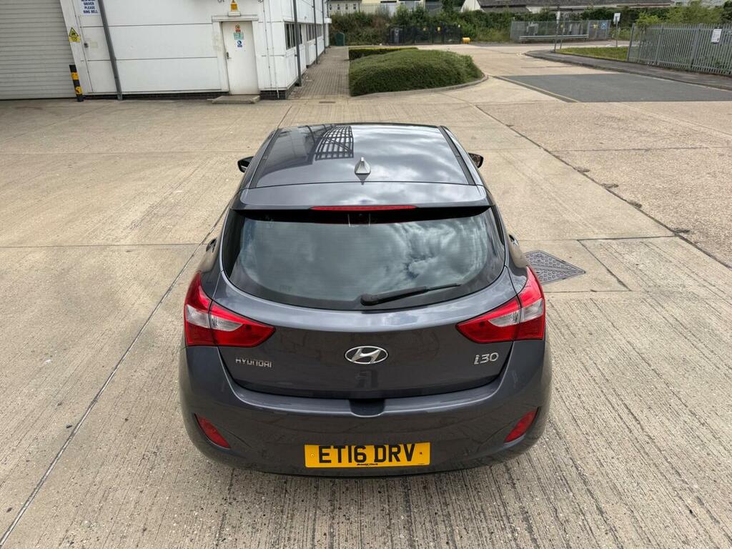 Hyundai I30 1.6 Crdi Blue Drive Premium Tourer Euro 6 Ss Blue #18