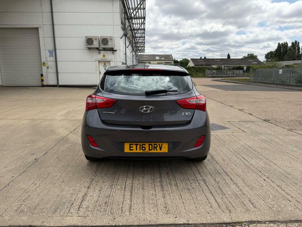 Hyundai I30 1.6 Crdi Blue Drive Premium Tourer Euro 6 Ss Blue #7
