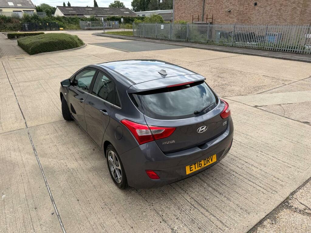 Hyundai I30 1.6 Crdi Blue Drive Premium Tourer Euro 6 Ss Blue #14