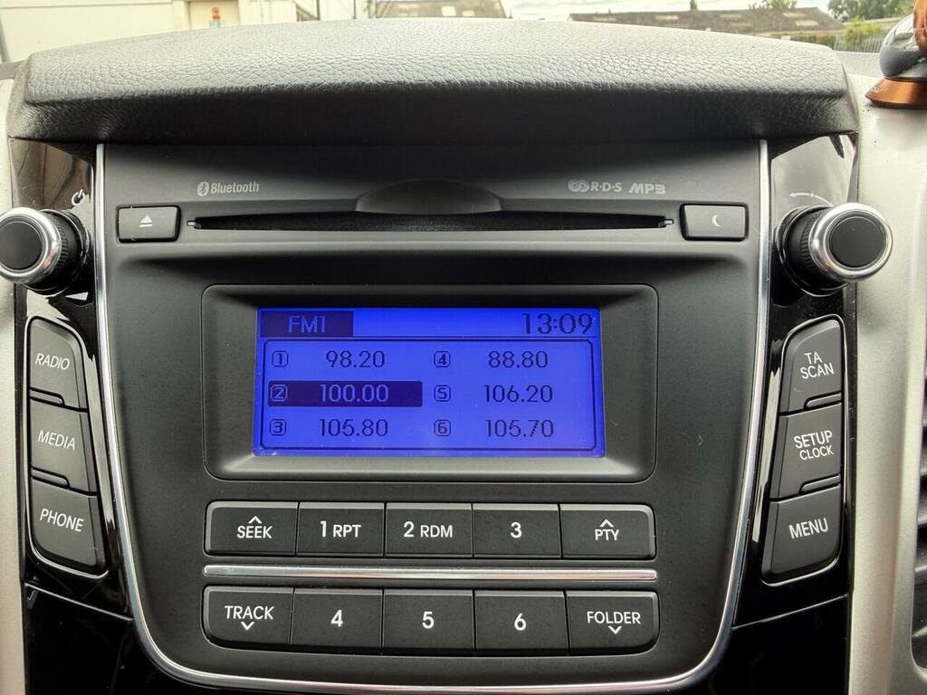 Hyundai I30 1.6 Crdi Blue Drive Premium Tourer Euro 6 Ss Blue #48
