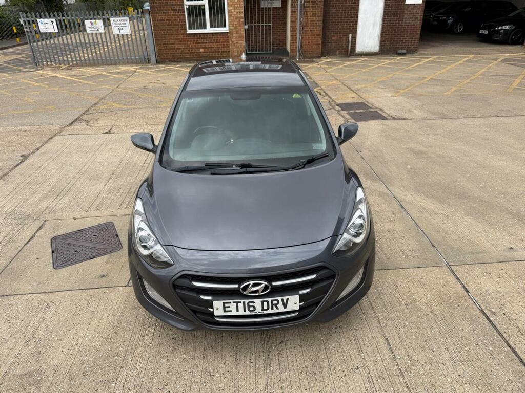 Hyundai I30 1.6 Crdi Blue Drive Premium Tourer Euro 6 Ss Blue #11