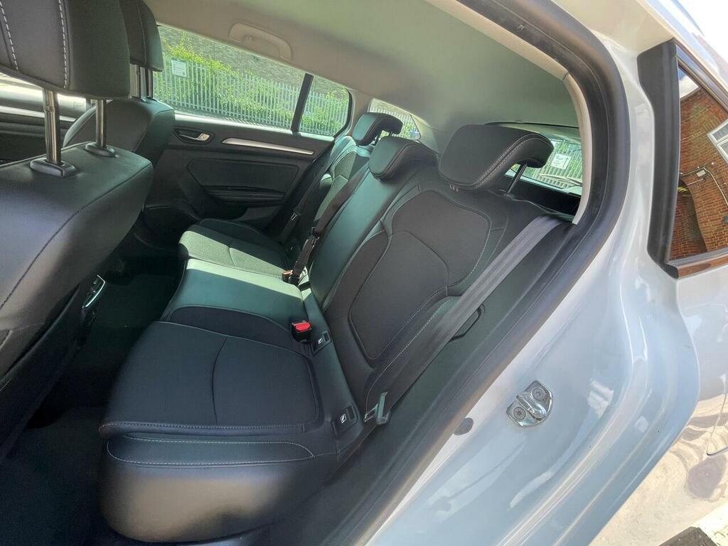 Renault Megane Estate 1.5 Blue Dci Iconic Sport Tourer Euro 6 S White #48