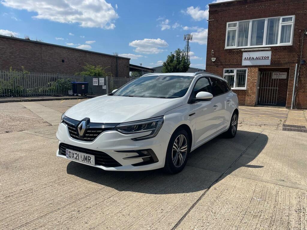 Renault Megane Iconic E-tech White #5
