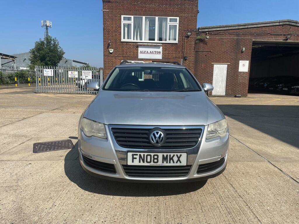 Volkswagen Passat Estate 2.0 Tdi Sel Euro 4 200808 Black #1