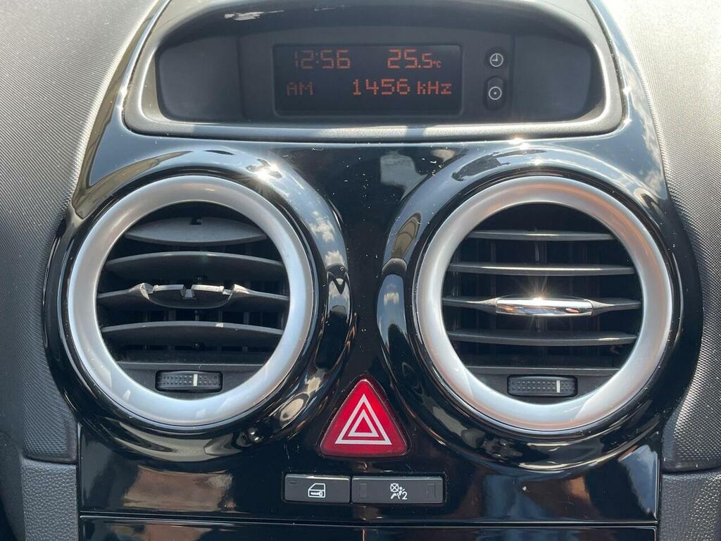 Vauxhall Corsa Hatchback Silver #16