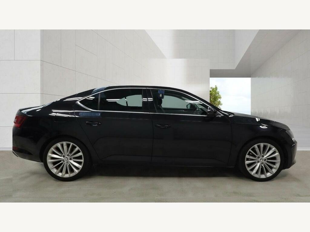 Skoda Superb Superb Se L Executive Tsi S-a Black #4