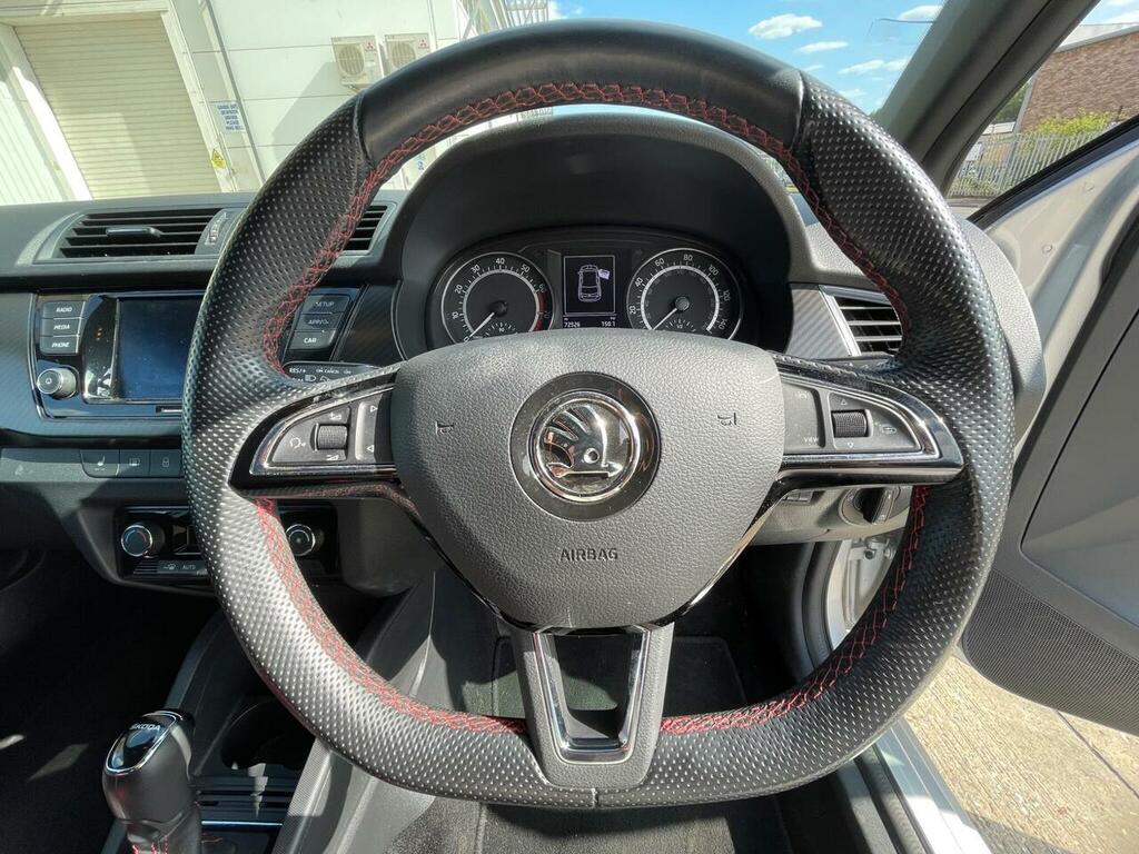 Skoda Fabia Fabia S Mpi White #35