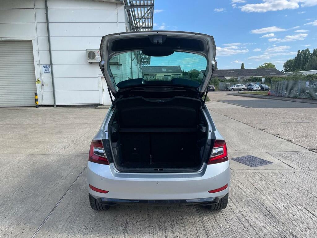 Skoda Fabia Fabia S Mpi White #56