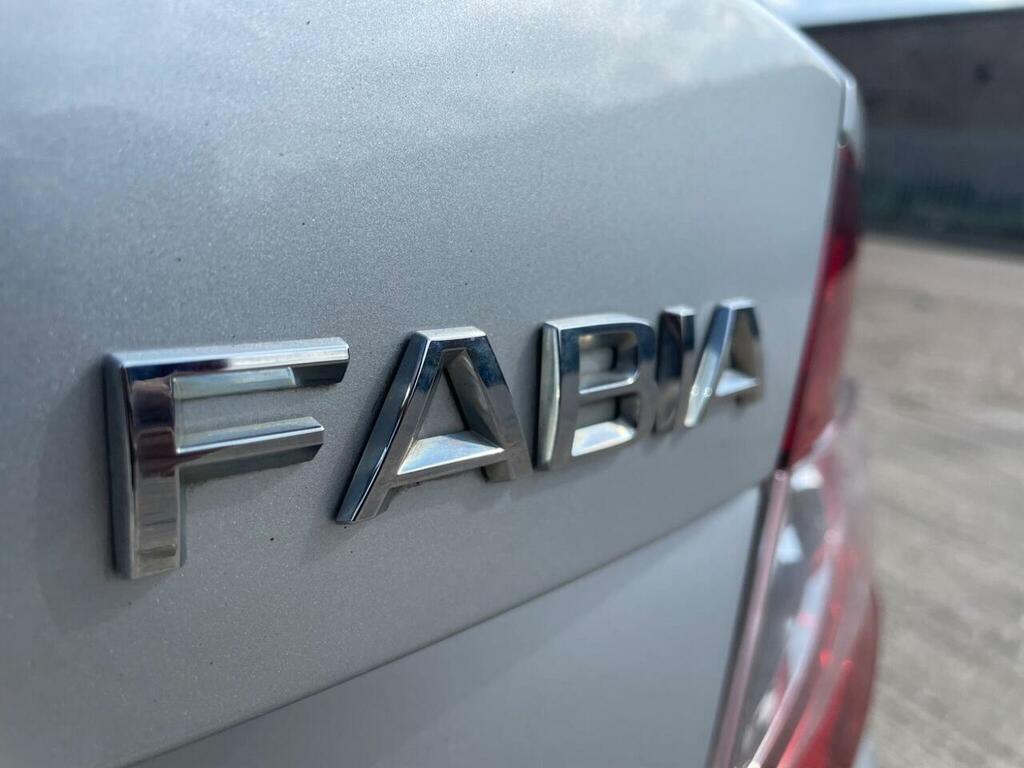 Skoda Fabia Fabia S Mpi White #45