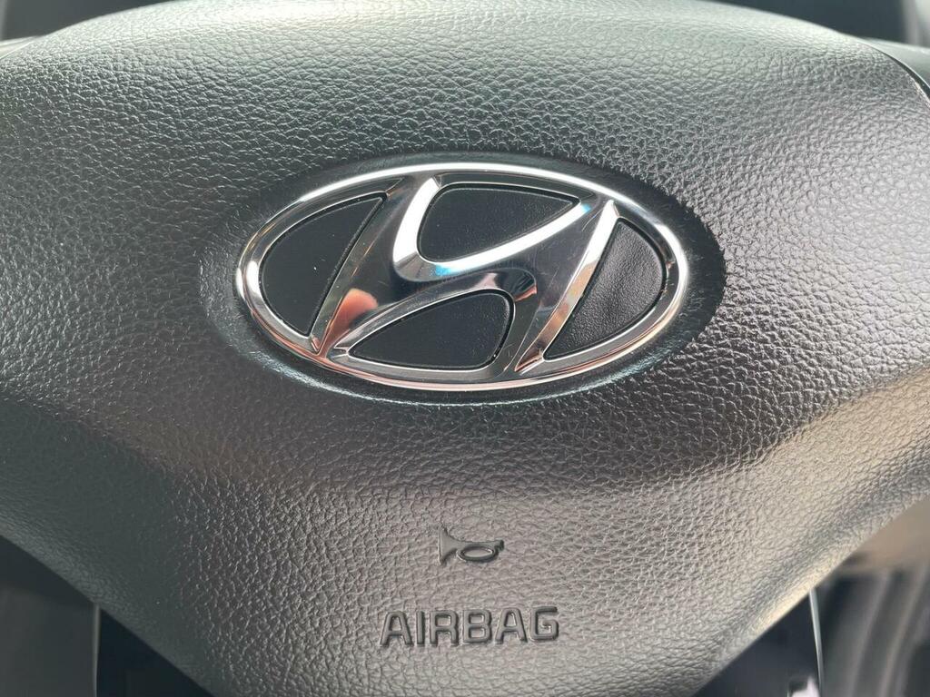 Hyundai Kona Play Edition Blue #30