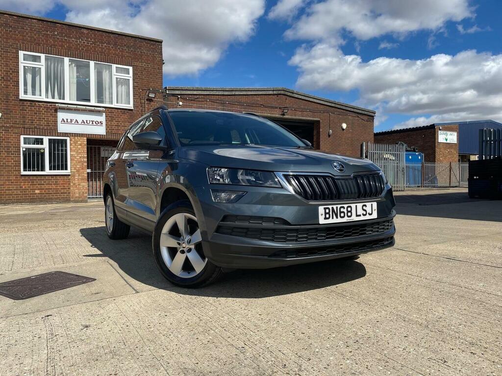 Skoda Karoq Se Grey