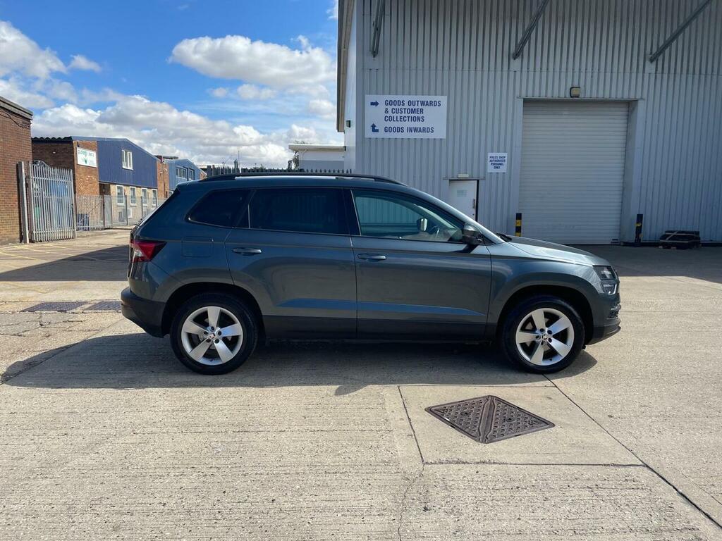 Skoda Karoq Se Grey #6
