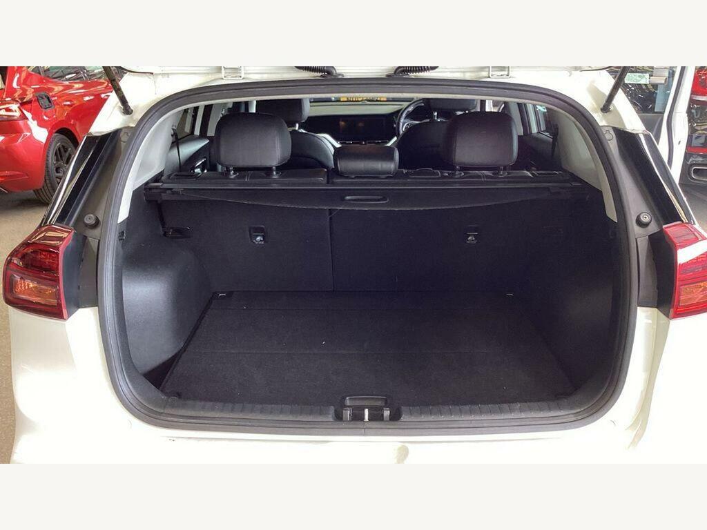 Kia Niro 1.6 Gdi Phev 3 Dct 139 White #9