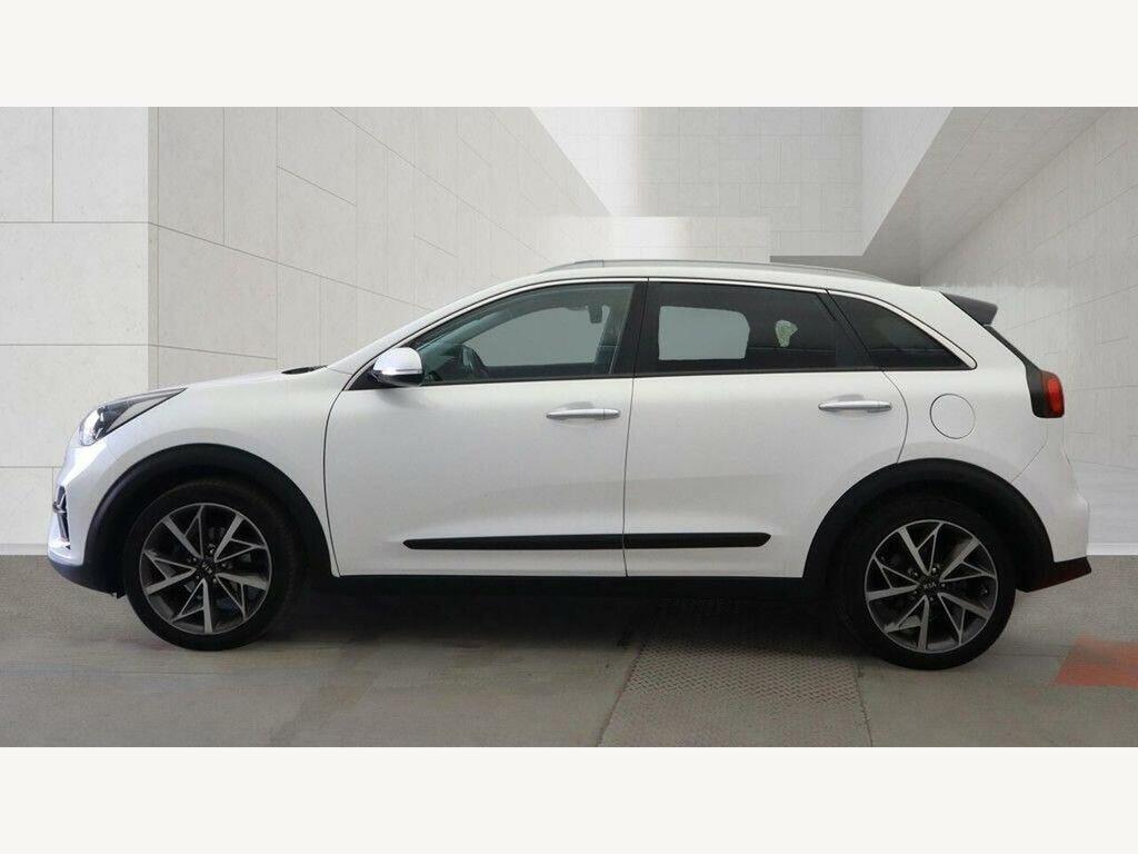 Kia Niro 3 White #6